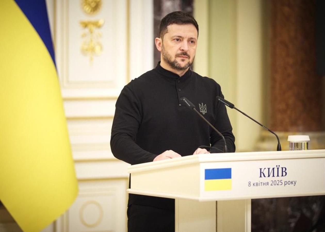 Китай підтримує вторгнення Росії - Зеленський
