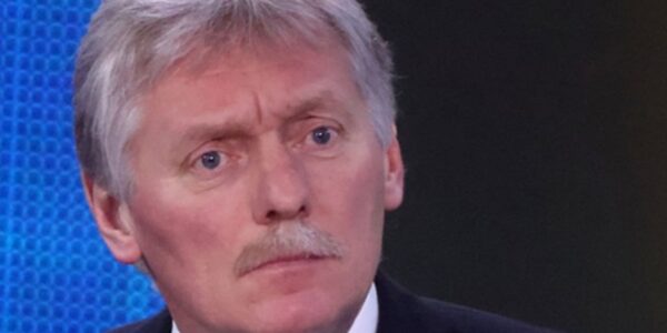 Тіло вбитого підлітка на площі в Чечні: реакція Кремля