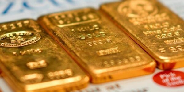 Ціна золота вперше перевищила $3300 за унцію