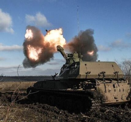 Українські воїни знищили російську САУ Акація