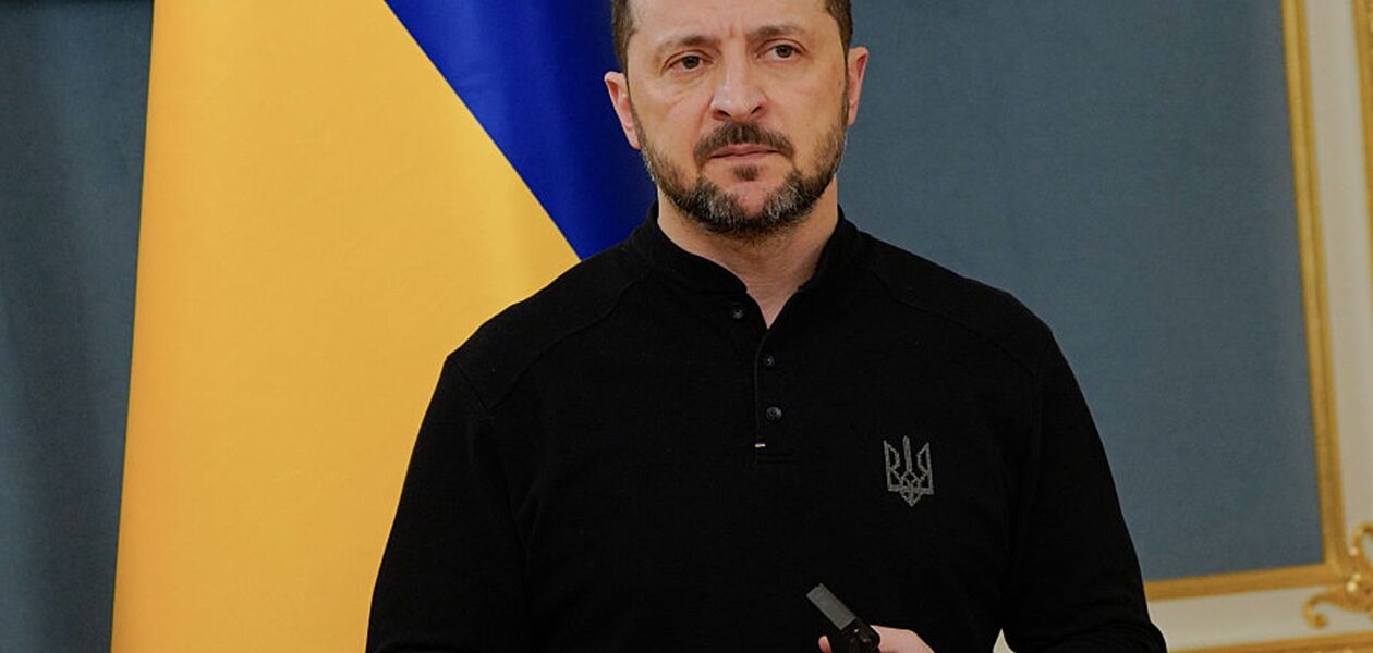 Зеленський пообіцяв "відповідь" за удар по Сумах