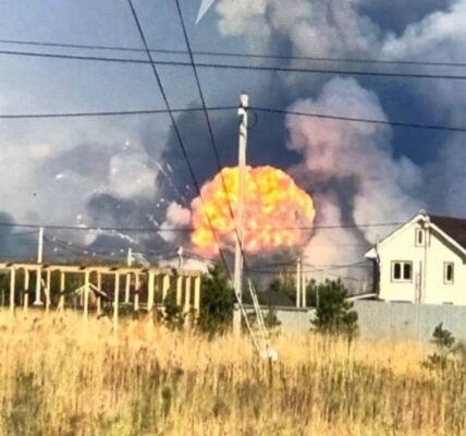 У Москві назвали "причину" вибухів на 51 арсеналі