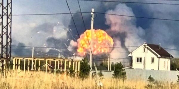 У Москві назвали "причину" вибухів на 51 арсеналі