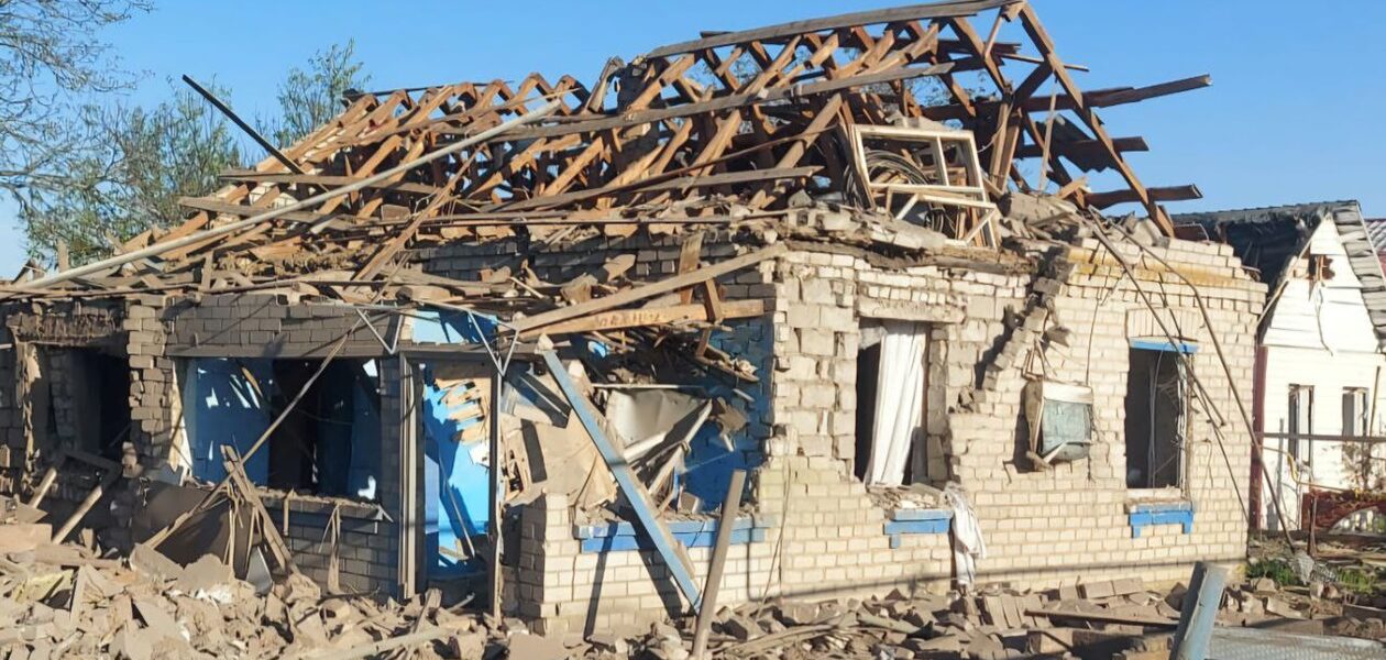 Внаслідок обстрілів Дніпропетровщини постраждали п’ятеро осіб