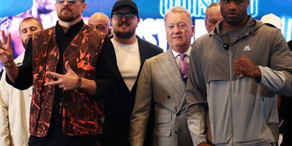 Стало відоме ім'я суперника для переможця реваншу Усик - Дюбуа