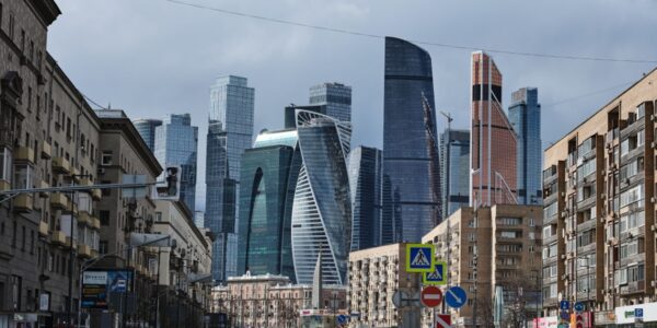 Дефіцит бюджета Росії зріс майже на 200%
