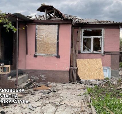 Росіяни скинули бомби на Куп'янськ, є постраждалі