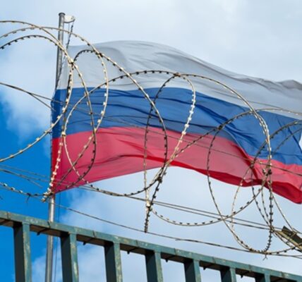 Новий пакет санкцій ЄС проти Росії буде м'якшим, ніж очікувалося - ЗМІ