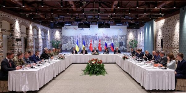 Китай відреагував на переговори України і Росії