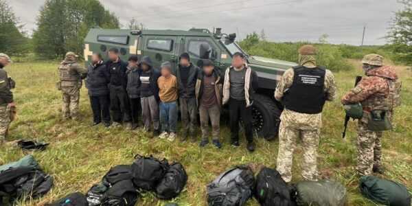 Прикордонники затримали громадян Афганістану на Рівненщині