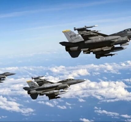 Нідерланди спорядять Києву останній обіцяний F-16