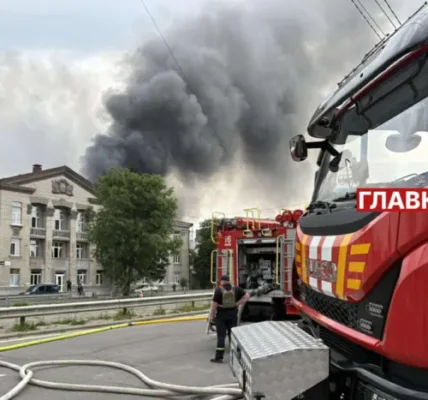 Масована атака на Київ: як проходить пошуково-рятувальна операція (фото)