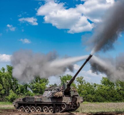 СюжетВторгнення Росії в Україну. Онлайн