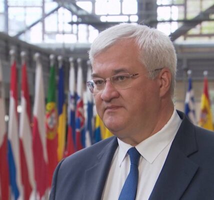 Україна закликала G7 знизити граничну ціну на російську нафту до $30