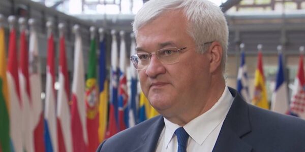 Україна закликала G7 знизити граничну ціну на російську нафту до $30