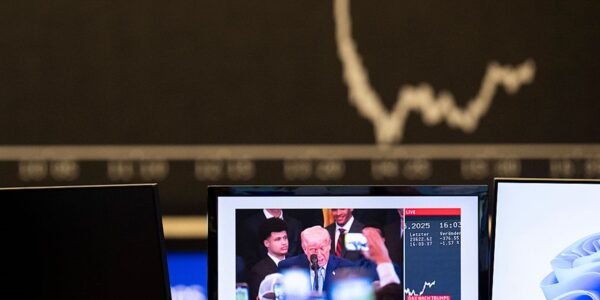 Митні погрози Трампа обвалили європейські біржі