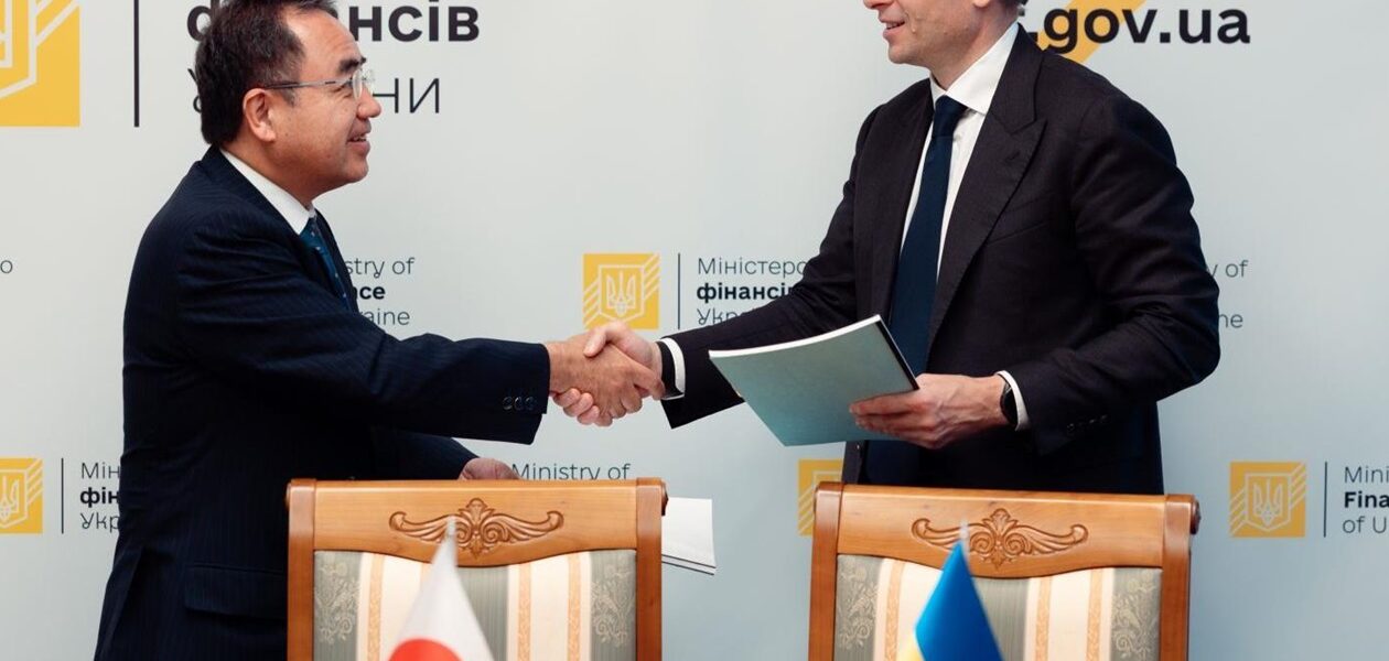 Україна і Японія затвердили угоду на $3 млрд