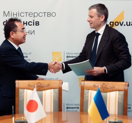Україна і Японія затвердили угоду на $3 млрд
