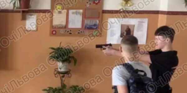 У Львові учень стріляв у школі з пневматики