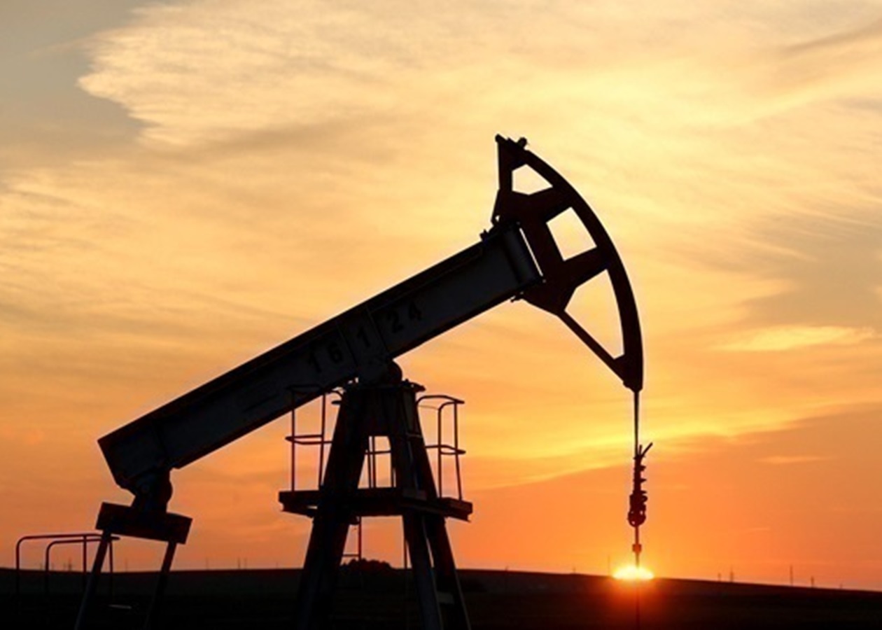 Нафта дешевшає на тлі новин з Близького сходу