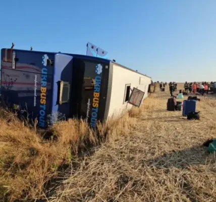 У Румунії перекинувся автобус з понад 50 українцями (фото)