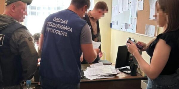 Офіцери ЗСУ заробили мільйони на "мертвих душах"