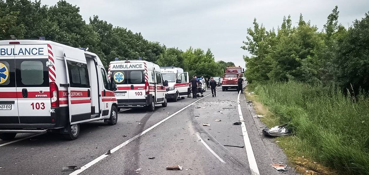 Смертельна ДТП на Хмельниччині: дві особи загинули