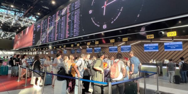 В аеропортах РФ виник колапс через атаку дронів