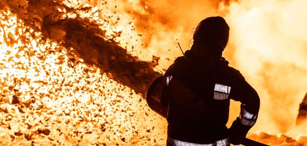 Демонстративна нелюдяність: у ДСНС відреагували на атаку рятувальників