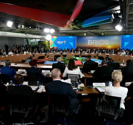 Саміт БРІКС засудив атаки по інфраструктурі у РФ