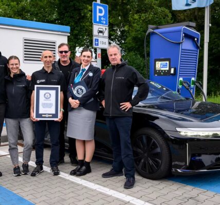 Електрокар Lucid встановив світовий рекорд з пробігу на одній зарядці