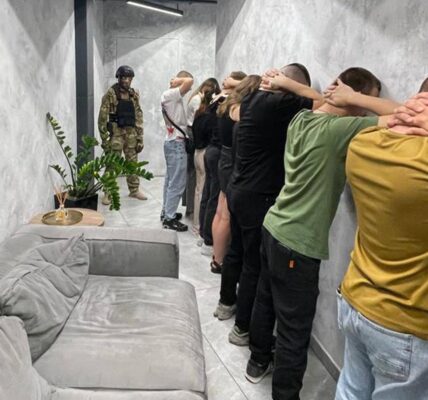 На Дніпропетровщині ліквідували мережу шахрайських колцентрів