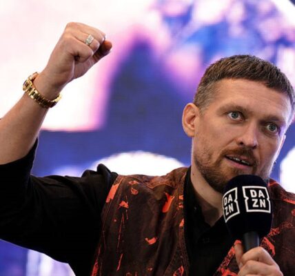 За 10 днів до реваншу: Усик вразив своєю формою