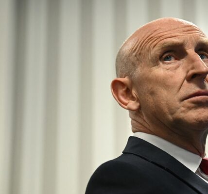 Британія готова відправити війська в Україну