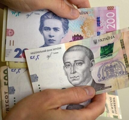 У Мінсоцполітики назвали середні пенсії українських прокурорів