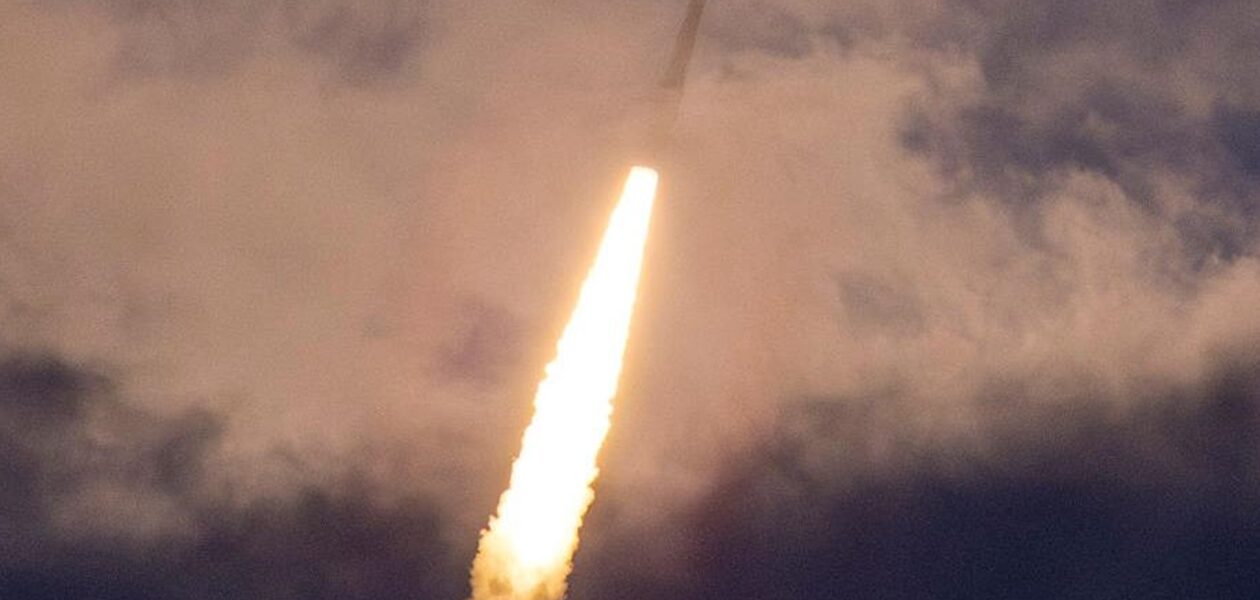 Arianespace вивела на орбіту п’ять супутників