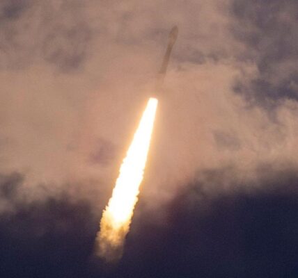Arianespace вивела на орбіту п’ять супутників