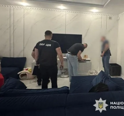 Поліція проводить обшуки у справі Назарія Гусакова