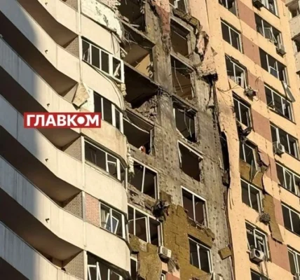 Атака на Дарницький район столиці: фото наслідків