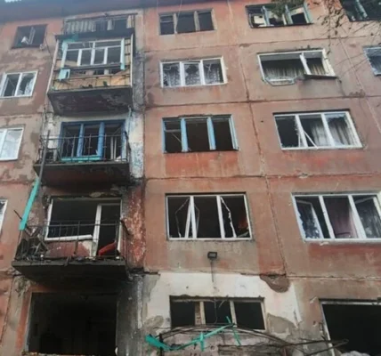 Росія атакувала багатоповерхівку на Донеччині: постраждала дитина