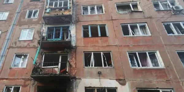 Росія атакувала багатоповерхівку на Донеччині: постраждала дитина