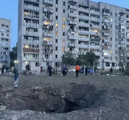 РФ атакувала Смілу на Черкащині: постраждав коледж і багатоповерхівки, є поранені