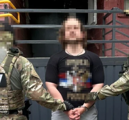 Наводили ракети на українську ППО: у Києві затримано двох зрадників, які працювали на РФ