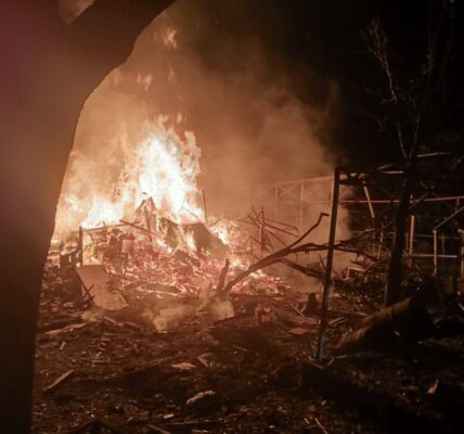 Атака Бучі й Ірпеня: один за одним десятки вибухів