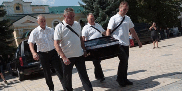 У Києві попрощалися із закатованою у полоні РФ українською журналісткою