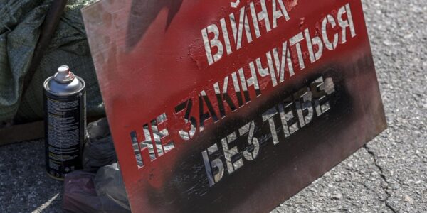 Оборона Часового Яру: у Києві діє фотовиставка