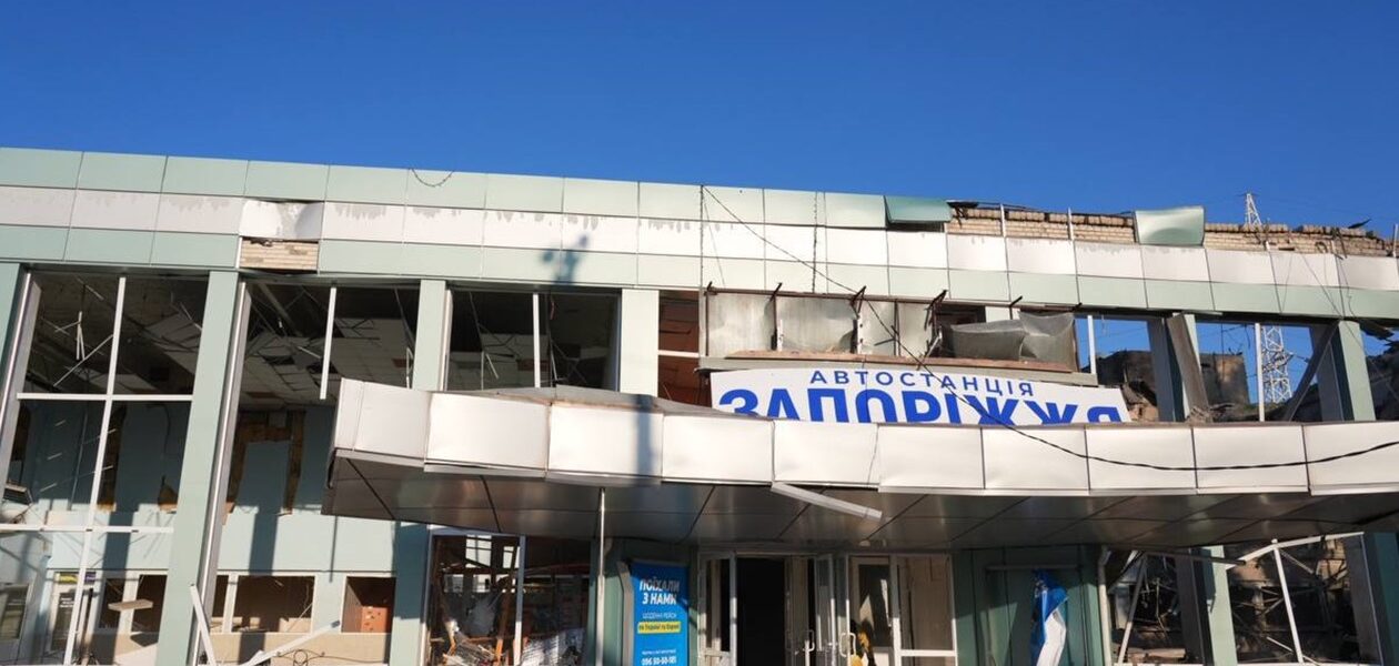 Зеленський відповів на удар по вокзалу в Запоріжжі