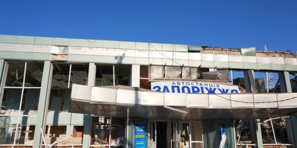 Зеленський відповів на удар по вокзалу в Запоріжжі