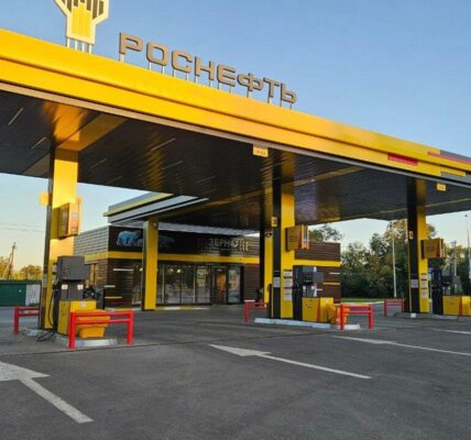 В Росії ціни на бензин другий день поспіль б'ють рекорди