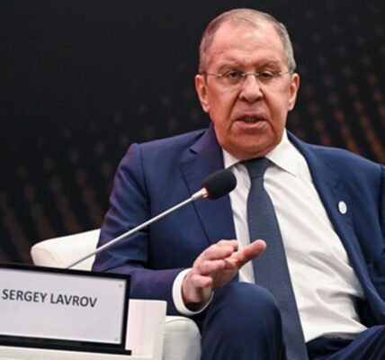 Лавров висунув умову для завершення війни